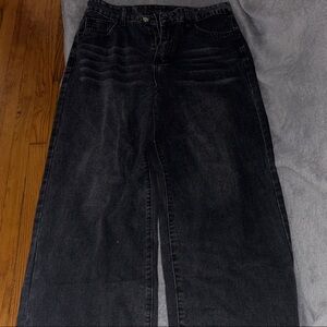 SHEIN Black Ankle & Cropped Jeans